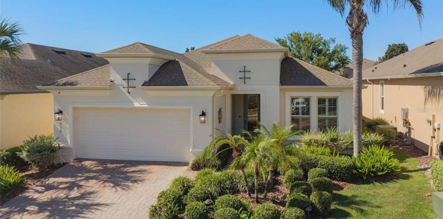 Casa en Clermont, Florida 3 dormitorios, 212.47 m2 № 2418654