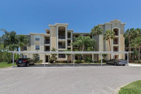Condominio en alquiler en Bradenton, Florida, 2 dormitorios, 104.14 m2 № 1798560 - foto 1