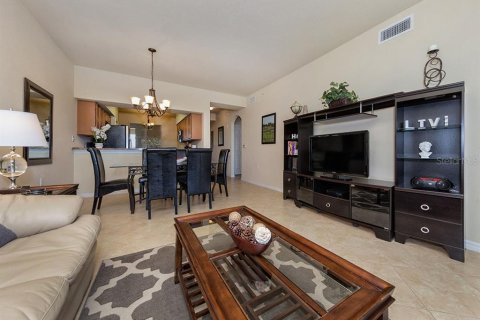 Condominio en alquiler en Bradenton, Florida, 2 dormitorios, 104.14 m2 № 1798560 - foto 7