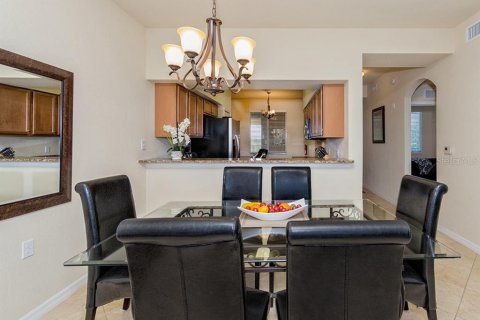 Condominio en alquiler en Bradenton, Florida, 2 dormitorios, 104.14 m2 № 1798560 - foto 9