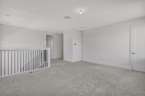 Casa en venta en Boca Raton, Florida, 4 dormitorios, 304.91 m2 № 1975799 - foto 28