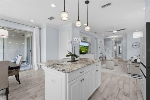Touwnhouse à vendre à Lakewood Ranch, Floride: 2 chambres, 164.9 m2 № 2329298 - photo 25
