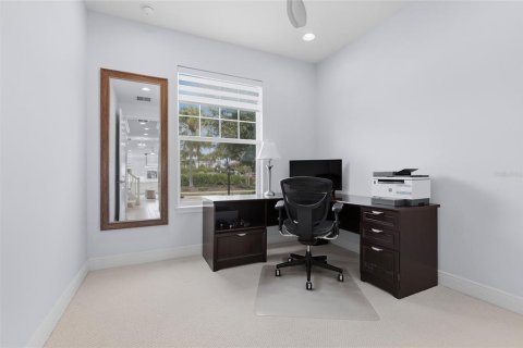 Touwnhouse à vendre à Lakewood Ranch, Floride: 2 chambres, 164.9 m2 № 2329298 - photo 10
