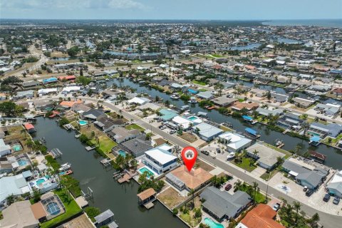 Casa en venta en Apollo Beach, Florida, 3 dormitorios, 160.07 m2 № 2110652 - foto 8