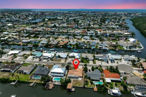 Casa en venta en Apollo Beach, Florida, 3 dormitorios, 160.07 m2 № 2110652 - foto 2