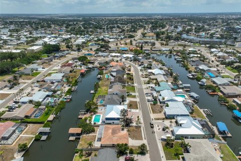 Casa en venta en Apollo Beach, Florida, 3 dormitorios, 160.07 m2 № 2110652 - foto 6