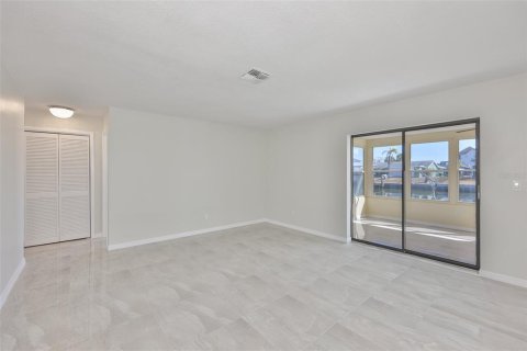 Casa en venta en Apollo Beach, Florida, 3 dormitorios, 160.07 m2 № 2110652 - foto 29