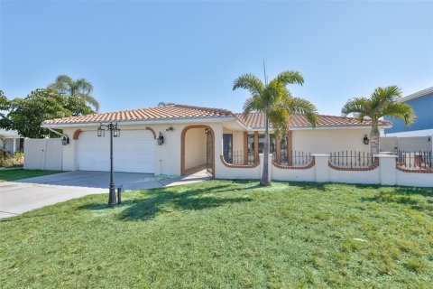 Casa en venta en Apollo Beach, Florida, 3 dormitorios, 160.07 m2 № 2110652 - foto 7