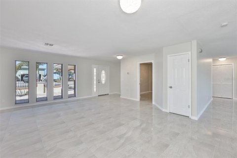 Casa en venta en Apollo Beach, Florida, 3 dormitorios, 160.07 m2 № 2110652 - foto 16