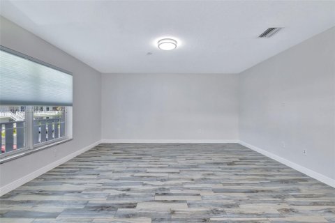 Copropriété à vendre à Stuart, Floride: 2 chambres, 92.16 m2 № 1847668 - photo 19