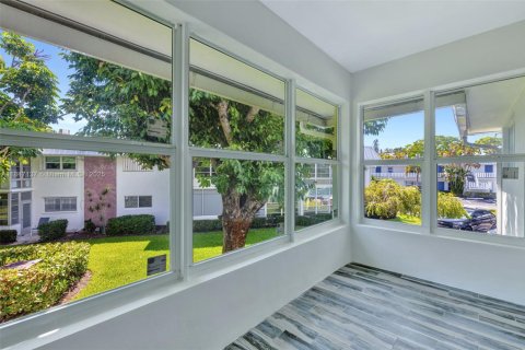 Copropriété à vendre à Stuart, Floride: 2 chambres, 92.16 m2 № 1847668 - photo 10