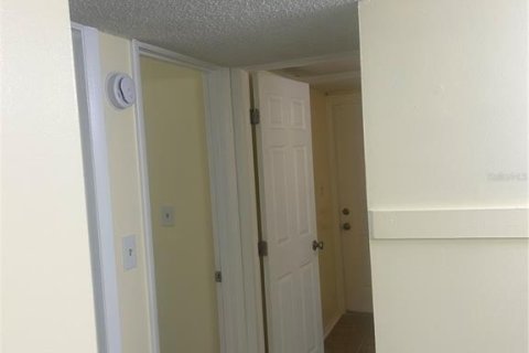 Condominio en alquiler en Orlando, Florida, 2 dormitorios, 78.97 m2 № 2258935 - foto 10