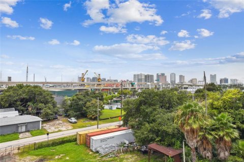 Copropriété à louer à Tampa, Floride: 2 chambres, 143.44 m2 № 2415071 - photo 23
