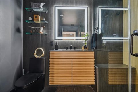 Copropriété à louer à Tampa, Floride: 2 chambres, 143.44 m2 № 2415071 - photo 8