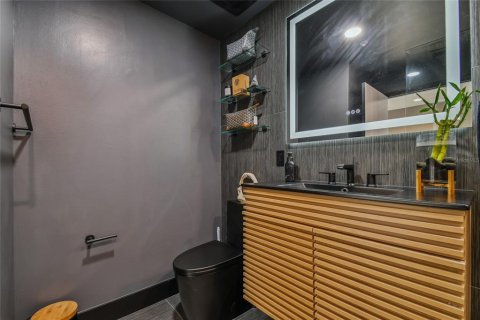 Copropriété à louer à Tampa, Floride: 2 chambres, 143.44 m2 № 2415071 - photo 7