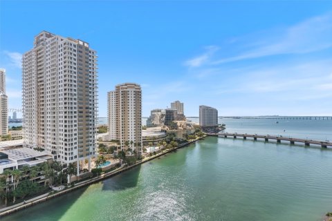 Condo in Miami, Florida, 2 bedrooms № 1958637 - photo 21