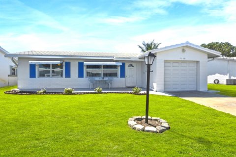 Villa ou maison à Boynton Beach, Floride 2 chambres, 132.66 m2 № 2181012