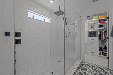 Casa en venta en Tampa, Florida, 4 dormitorios, 207.92 m2 № 1673937 - foto 23