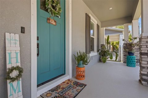 Casa en venta en Tampa, Florida, 4 dormitorios, 207.92 m2 № 1673937 - foto 2