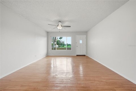 Condo in Clearwater, Florida, 2 bedrooms  № 2237942 - photo 6