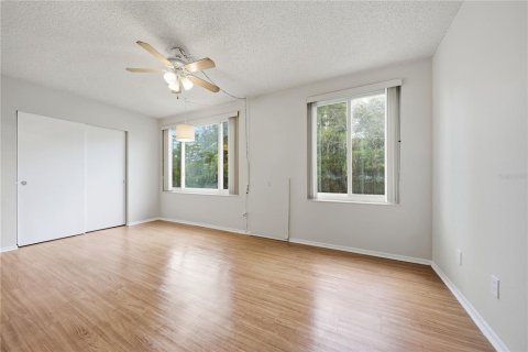 Condo in Clearwater, Florida, 2 bedrooms  № 2237942 - photo 14