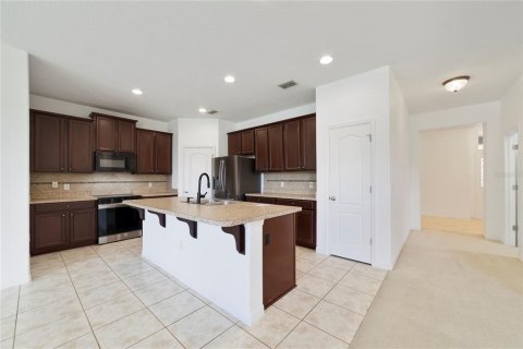 Villa ou maison à vendre à Orlando, Floride: 4 chambres, 193.7 m2 № 2405702 - photo 5