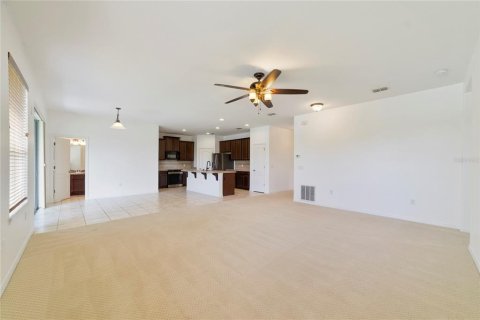 Villa ou maison à vendre à Orlando, Floride: 4 chambres, 193.7 m2 № 2405702 - photo 12