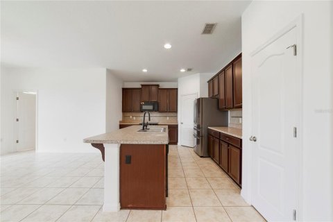 Villa ou maison à vendre à Orlando, Floride: 4 chambres, 193.7 m2 № 2405702 - photo 6