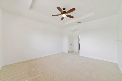 Villa ou maison à vendre à Orlando, Floride: 4 chambres, 193.7 m2 № 2405702 - photo 14