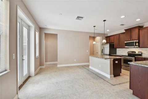 House in Tampa, Florida 3 bedrooms, 190.73 sq.m. № 1805886 - photo 13