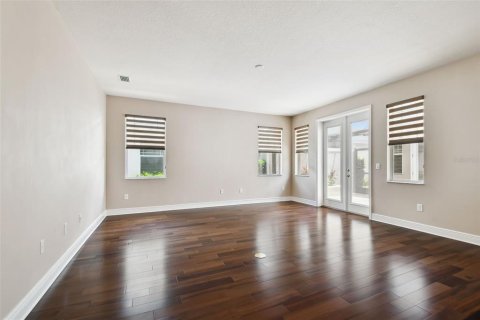 House in Tampa, Florida 3 bedrooms, 190.73 sq.m. № 1805886 - photo 8