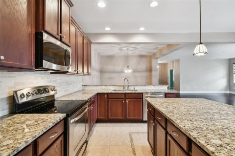 House in Tampa, Florida 3 bedrooms, 190.73 sq.m. № 1805886 - photo 19