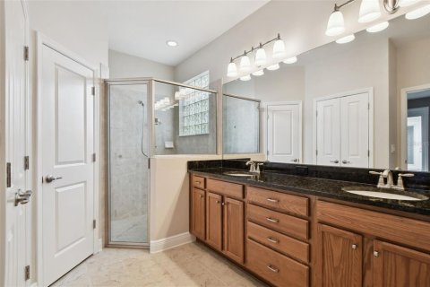 House in Tampa, Florida 3 bedrooms, 190.73 sq.m. № 1805886 - photo 26