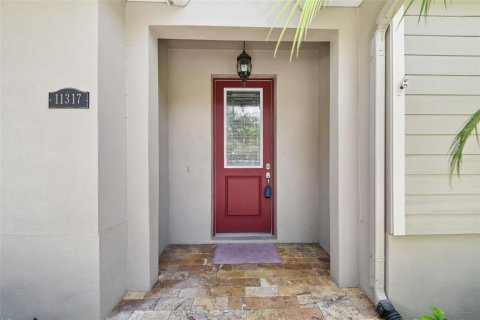 House in Tampa, Florida 3 bedrooms, 190.73 sq.m. № 1805886 - photo 5