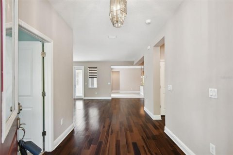 House in Tampa, Florida 3 bedrooms, 190.73 sq.m. № 1805886 - photo 6
