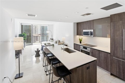 Copropriété à vendre à Miami, Floride: 1 chambre, 75.25 m2 № 2066341 - photo 12