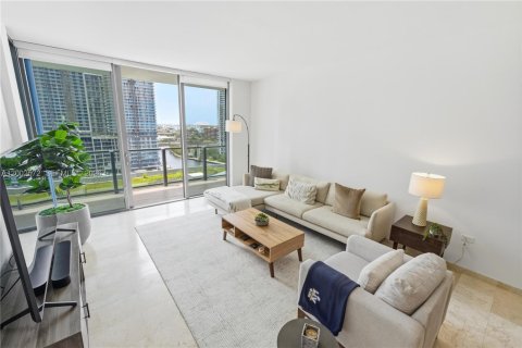 Copropriété à vendre à Miami, Floride: 1 chambre, 75.25 m2 № 2066341 - photo 5