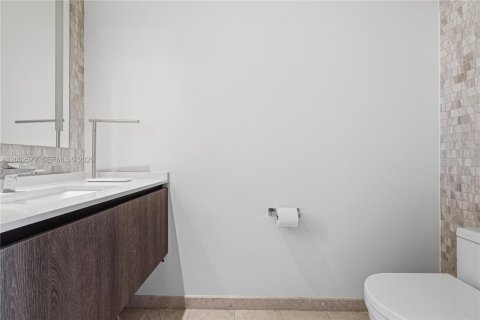 Copropriété à vendre à Miami, Floride: 1 chambre, 75.25 m2 № 2066341 - photo 26