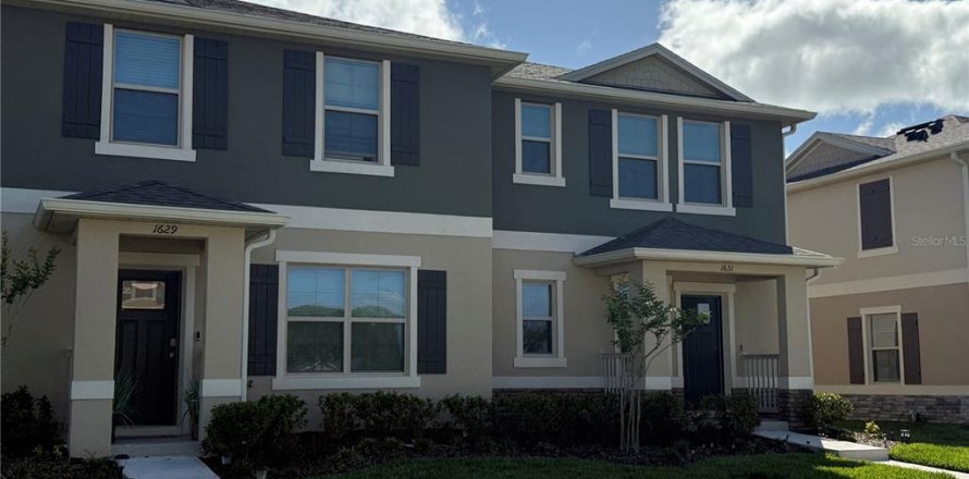 Townhouse in Kissimmee, Florida 3 bedrooms, 168.52 sq.m. № 2147533