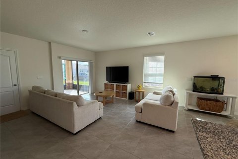Townhouse in Kissimmee, Florida 3 bedrooms, 168.52 sq.m. № 2147533 - photo 9