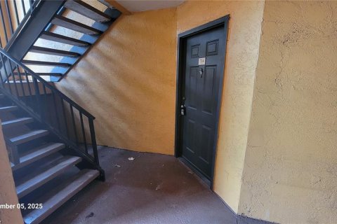 Condominio en alquiler en Orlando, Florida, 1 dormitorio, 68.28 m2 № 1917956 - foto 8