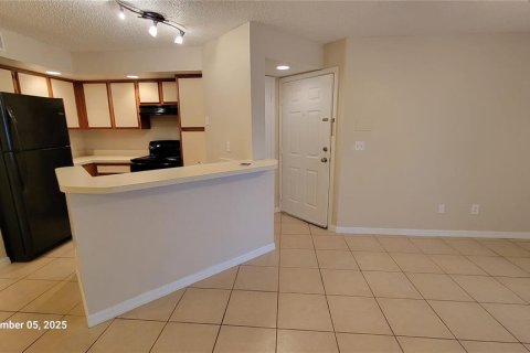 Condominio en alquiler en Orlando, Florida, 1 dormitorio, 68.28 m2 № 1917956 - foto 14