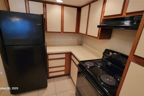 Condominio en alquiler en Orlando, Florida, 1 dormitorio, 68.28 m2 № 1917956 - foto 10