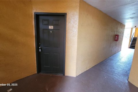 Condominio en alquiler en Orlando, Florida, 1 dormitorio, 68.28 m2 № 1917956 - foto 7