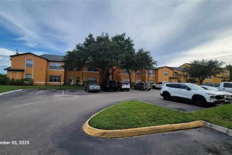 Condominio en alquiler en Orlando, Florida, 1 dormitorio, 68.28 m2 № 1917956 - foto 3