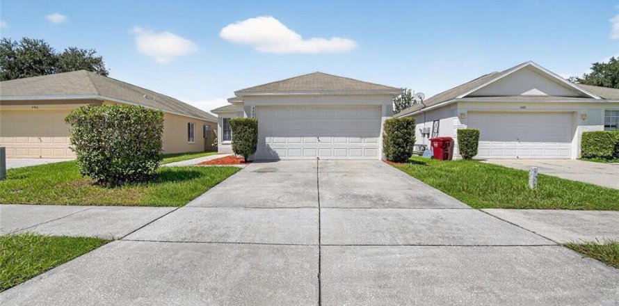 House in Plant City, Florida 3 bedrooms, 119.38 sq.m. № 1908675