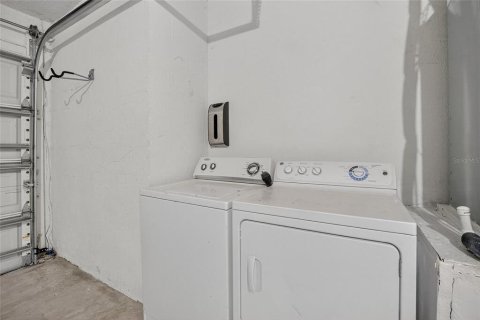 Купить виллу или дом в Плант-Сити, Флорида 3 комнаты, 119.38м2, № 1908675 - фото 30