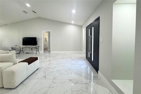 House in Longwood, Florida 4 bedrooms, 188.59 sq.m. № 1831906 - photo 10