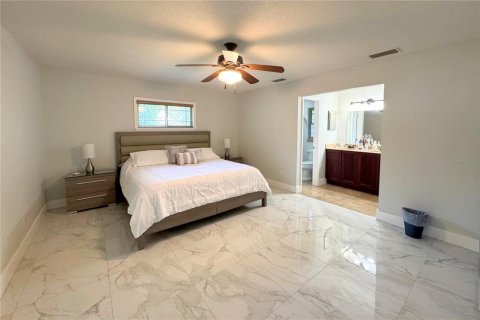 House in Longwood, Florida 4 bedrooms, 188.59 sq.m. № 1831906 - photo 17