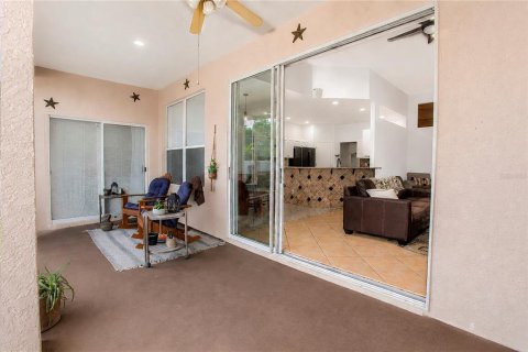 House in Gotha, Florida 4 bedrooms, 233.28 sq.m. № 2220664 - photo 5